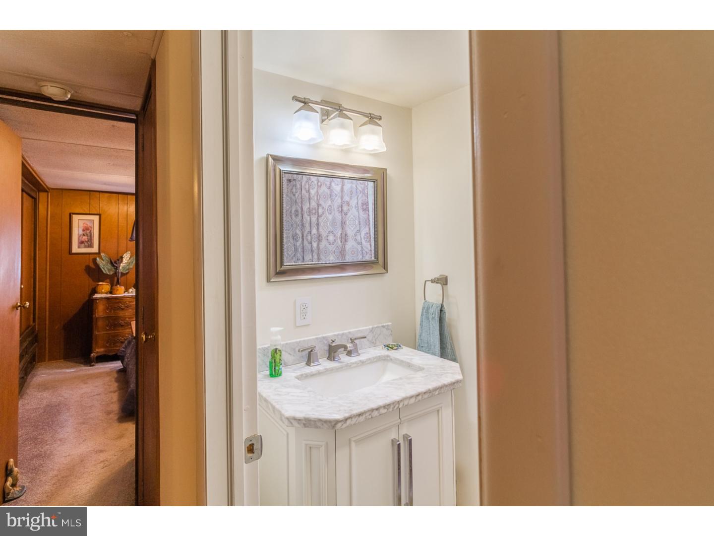 94 Monmouth Road Wrightstown, NJ 08562 - Photo 5 of 25 Gallery Image 5