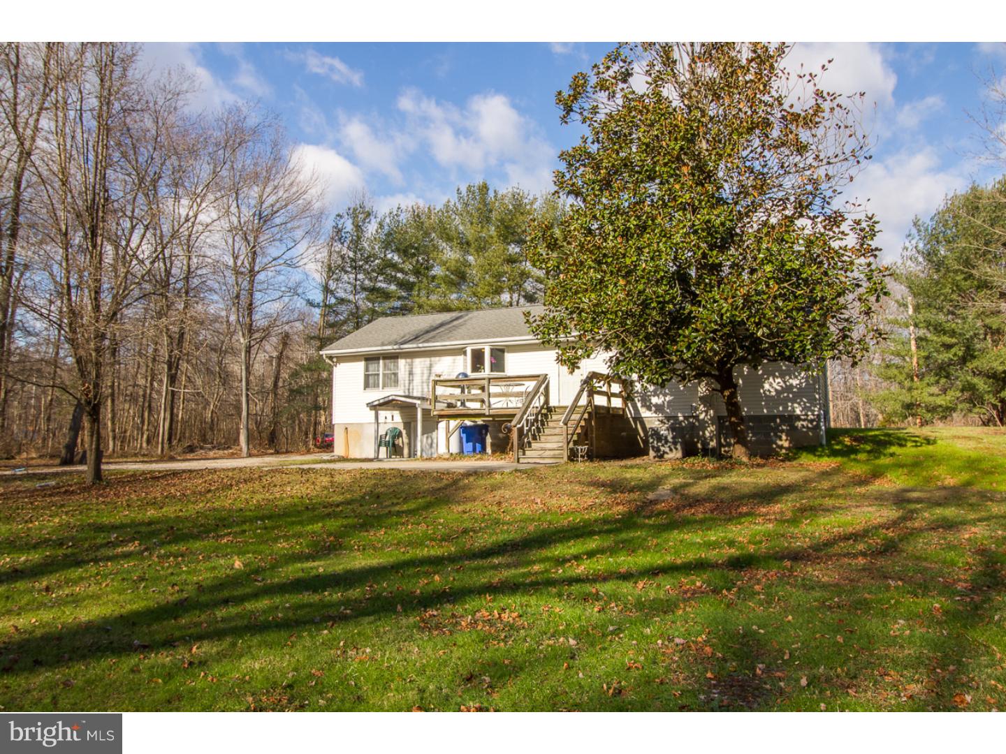 94 Monmouth Road Wrightstown, NJ 08562 - Photo 6 of 25 Gallery Image 6