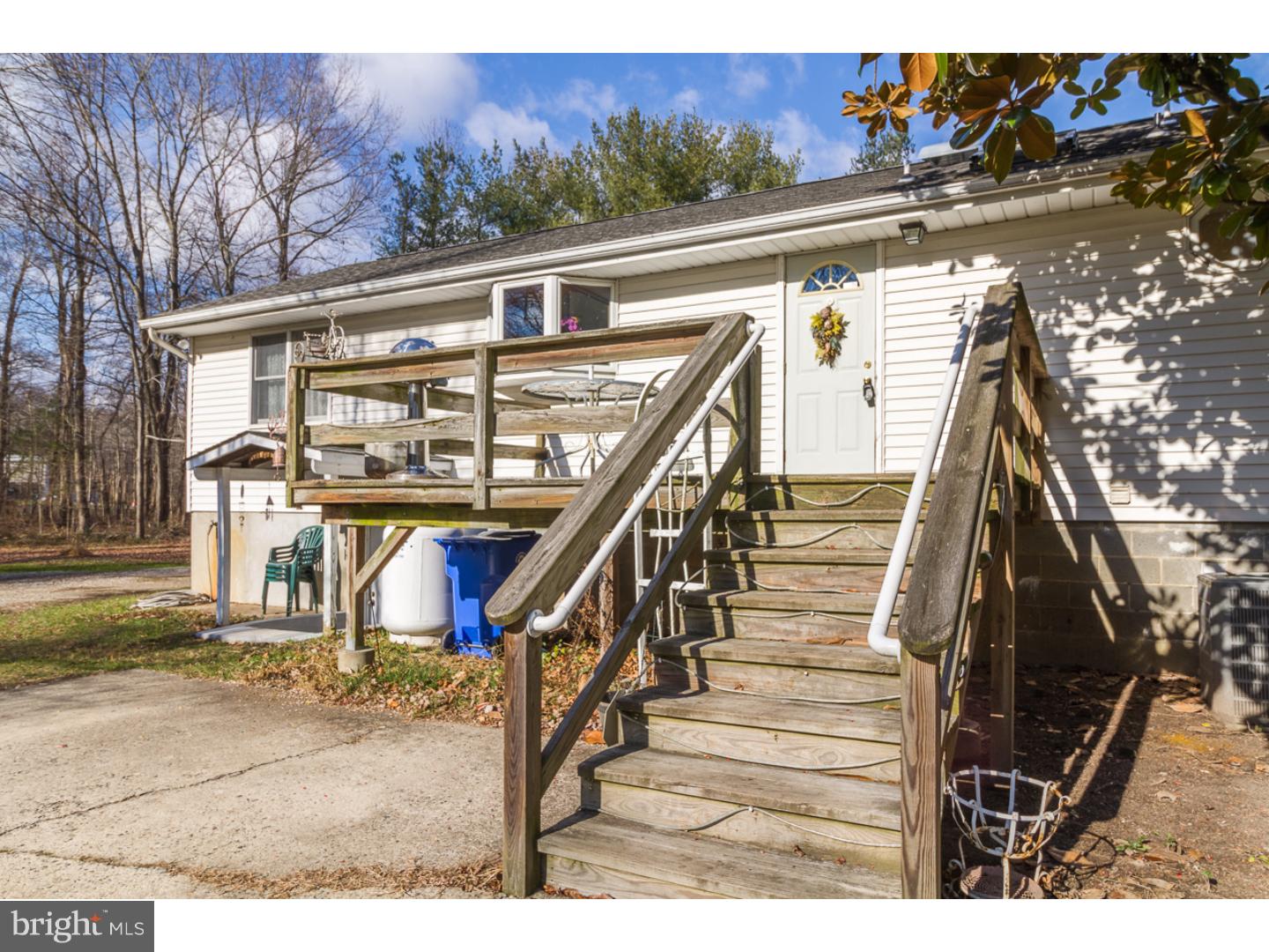 94 Monmouth Road Wrightstown, NJ 08562 - Photo 8 of 25 Gallery Image 8
