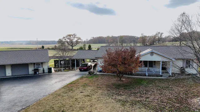 $314,900 | 7719 Highway 66, Wadesville, IN 47638