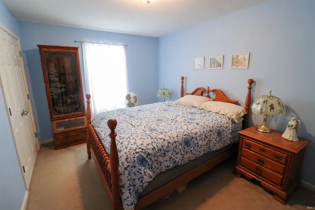 $314,900 | 7719 Highway 66, Wadesville, IN 47638