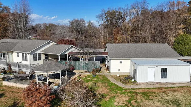 $314,900 | 7719 Highway 66, Wadesville, IN 47638