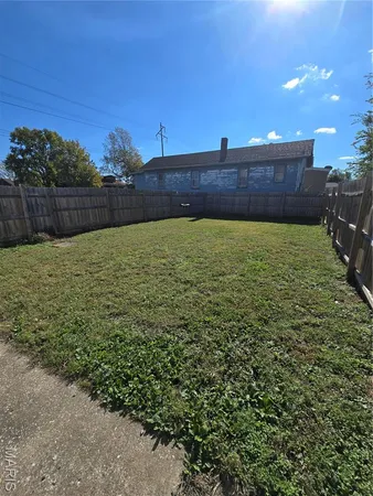 $115,000 | 1437 Grand Avenue, Granite City, IL 62040