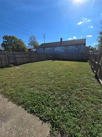 $115,000 | 1437 Grand Avenue, Granite City, IL 62040