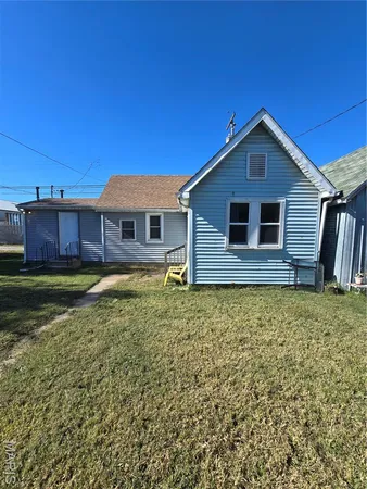 $115,000 | 1437 Grand Avenue, Granite City, IL 62040