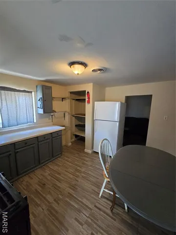 $115,000 | 1437 Grand Avenue, Granite City, IL 62040