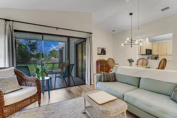 $2,600 | 2492 Bedford Mews Drive, Wellington, FL 33414