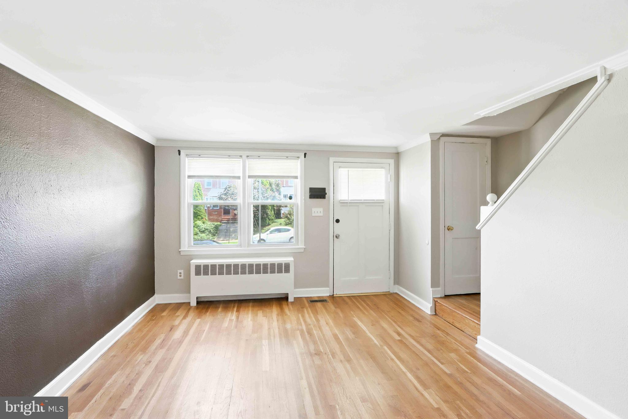 3714 Greenvale Road Baltimore, MD 21229 - Photo 5 of 37 Gallery Image 5