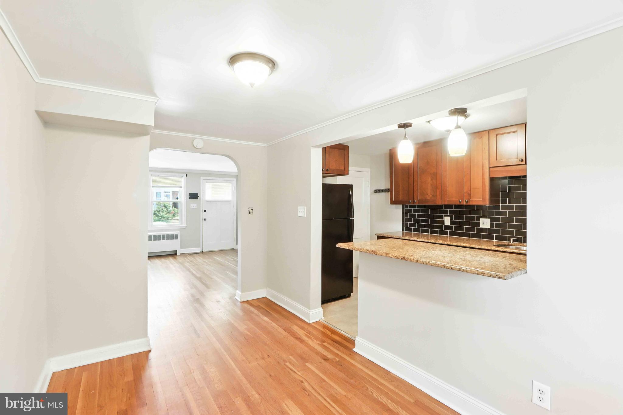 3714 Greenvale Road Baltimore, MD 21229 - Photo 7 of 37 Gallery Image 7