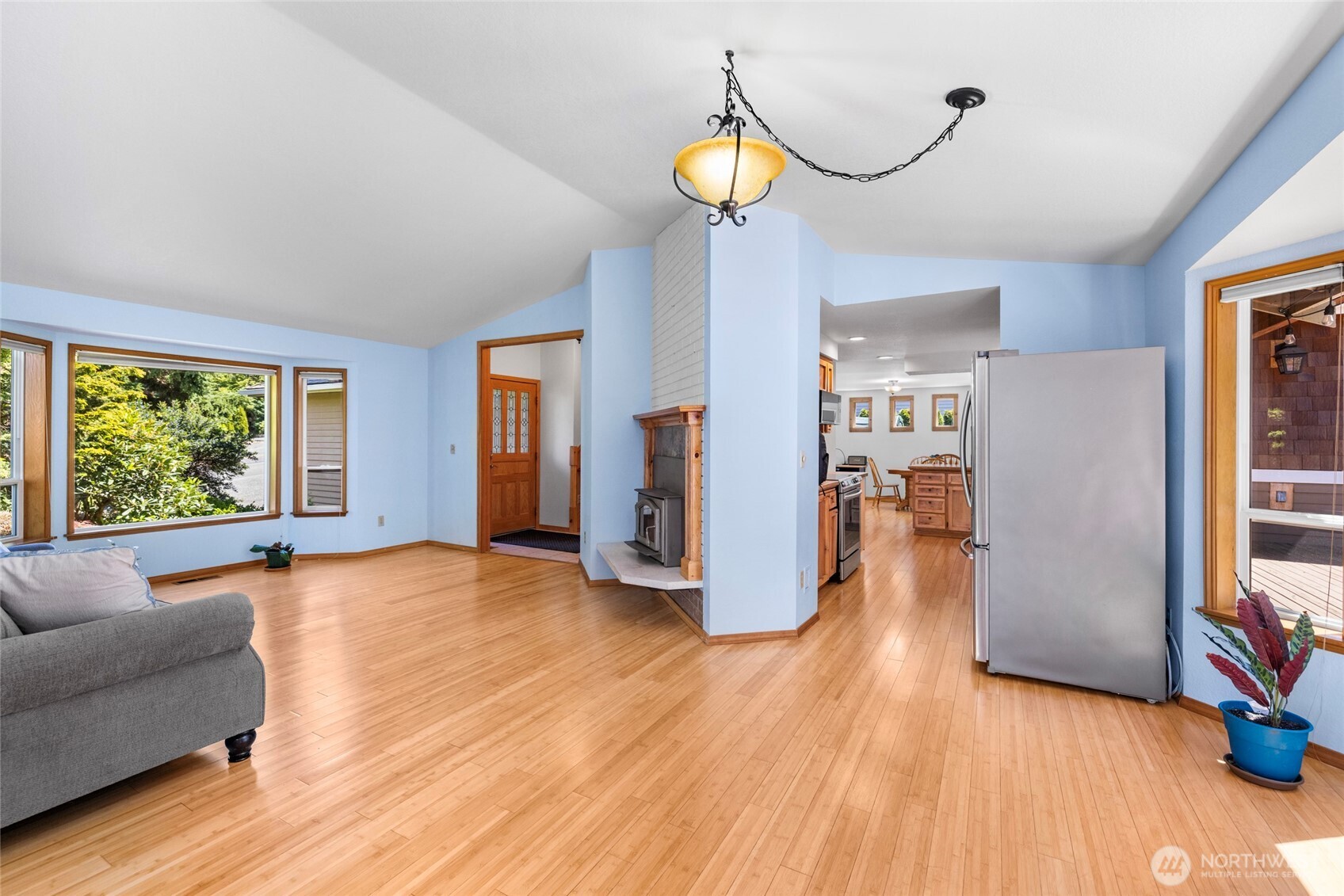 801 North Waugh Road Mount Vernon, WA 98273 - Photo 12 of 38