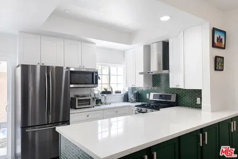 $545,000 | 800 Glenway Drive, Unit 113, Inglewood, CA 90302