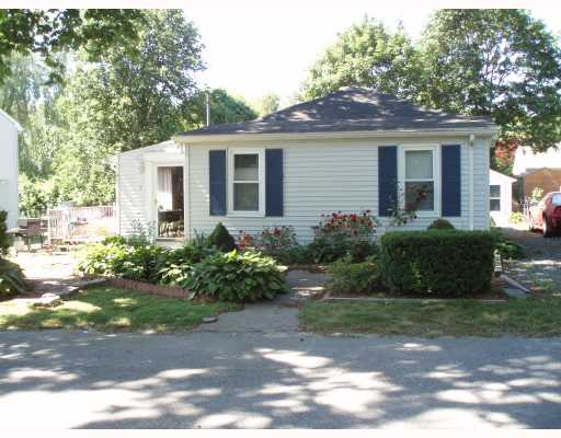 9 West View Street Warwick, RI 02889 - Photo 1 of 6 Exterior Front.
