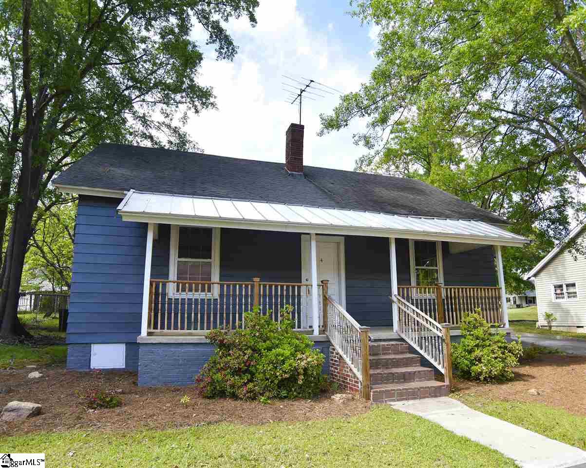 4 Geer Street Greer, SC 29650 - Photo 1 of 14 Gallery Image 1