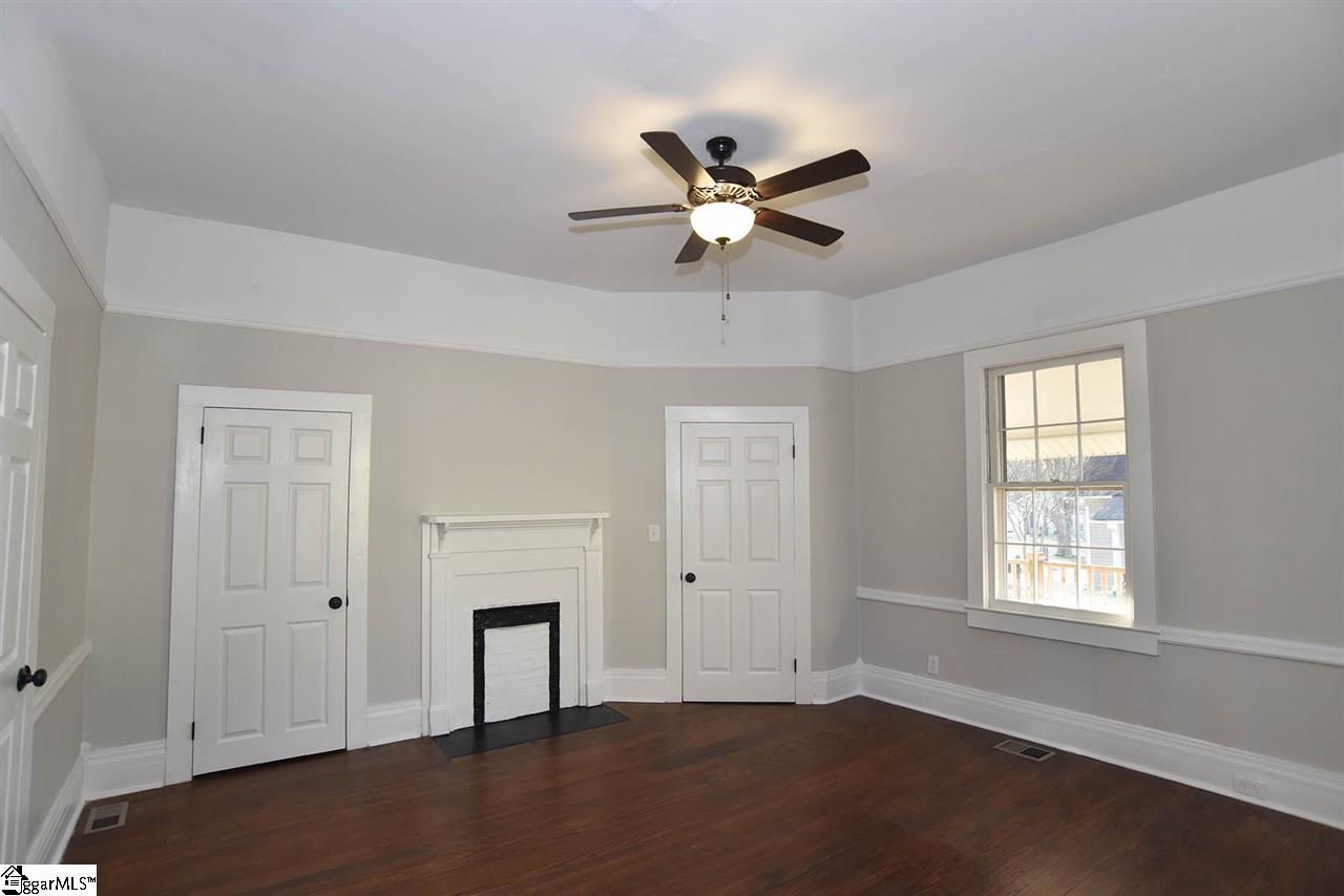 4 Geer Street Greer, SC 29650 - Photo 9 of 14 Gallery Image 9