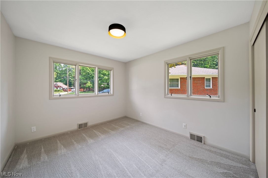 2154 Waynoka Road Euclid, OH 44117 - Photo 20 of 35 Gallery Image 20