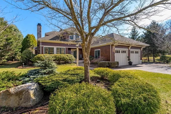 $3,100,000 | 71 Clubhouse Drive, Unit 71, Hingham, MA 02043