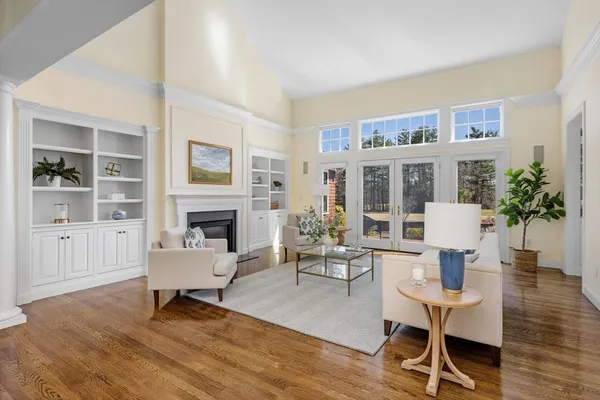 $3,100,000 | 71 Clubhouse Drive, Unit 71, Hingham, MA 02043