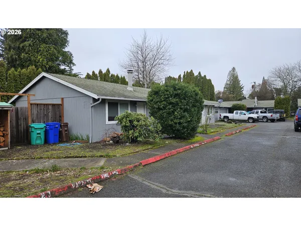 $720,000 | 18635 Southeast Division Street, Gresham, OR 97030