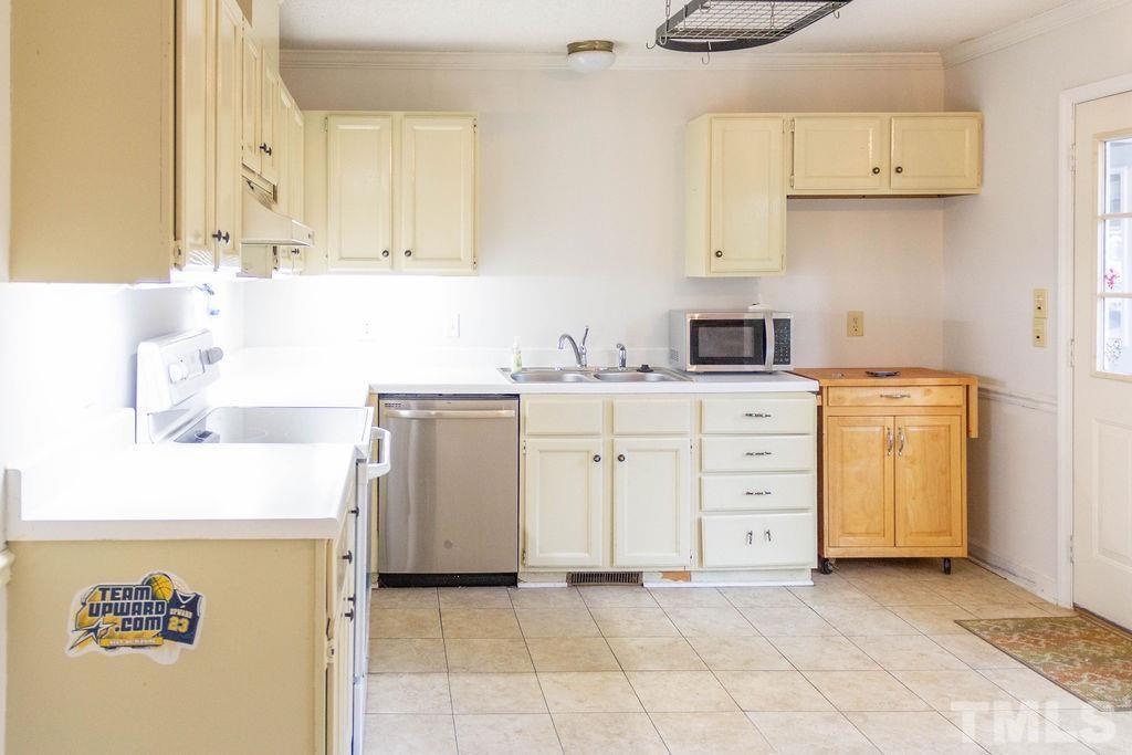 6329 Jones Farm Road Wake Forest, NC 27587 - Photo 7 of 30 Gallery Image 7