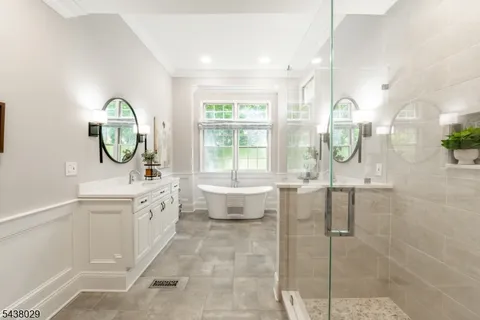 $575,000 | 3 Troon Drive, Newton, NJ 07860