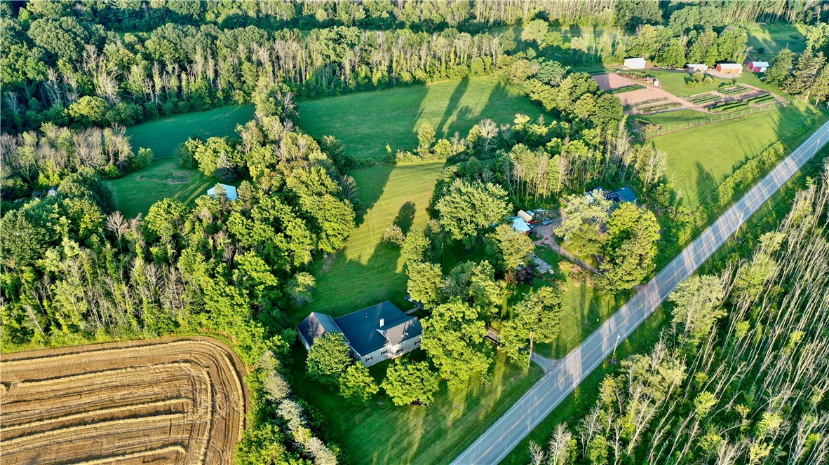 2666 Lyon Road Palmyra, NY 14513 - Photo 2 of 50