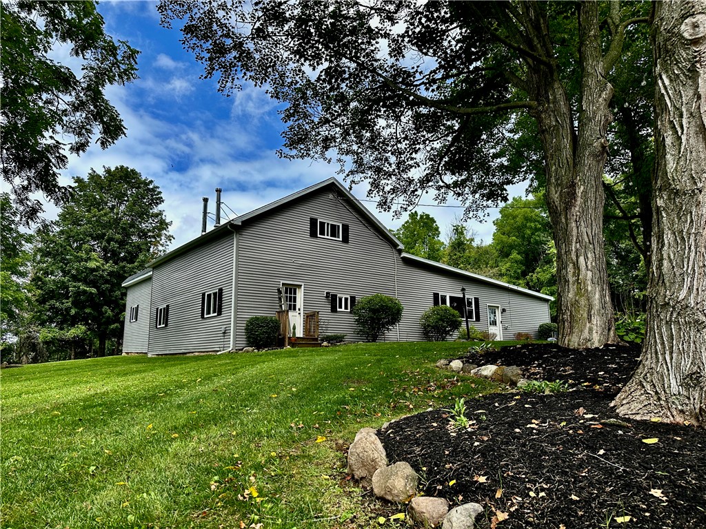 2666 Lyon Road Palmyra, NY 14513 - Photo 5 of 50