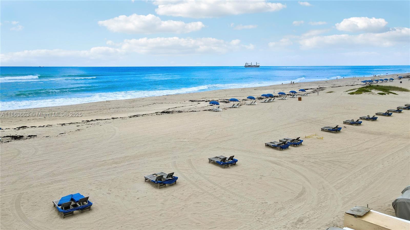 3000 North Ocean Drive, Unit PHD Singer Island, FL 33404 - Photo 84 of 97 Beach equipment rentals available