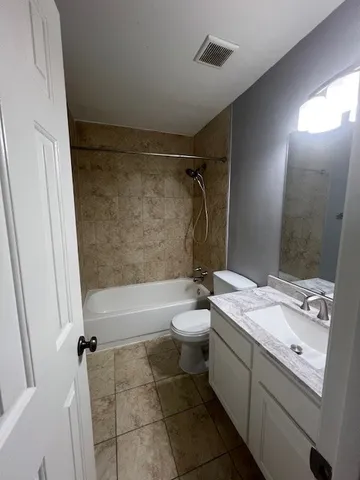 $1,650 | 724 East Due W Avenue, Unit E, Madison, TN 37115