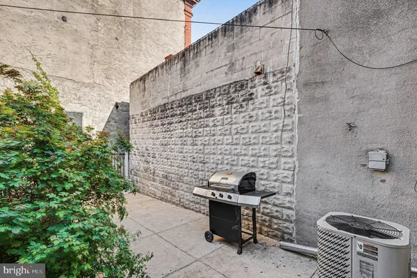 $295,000 | 229 South Fremont Avenue, Baltimore, MD 21230