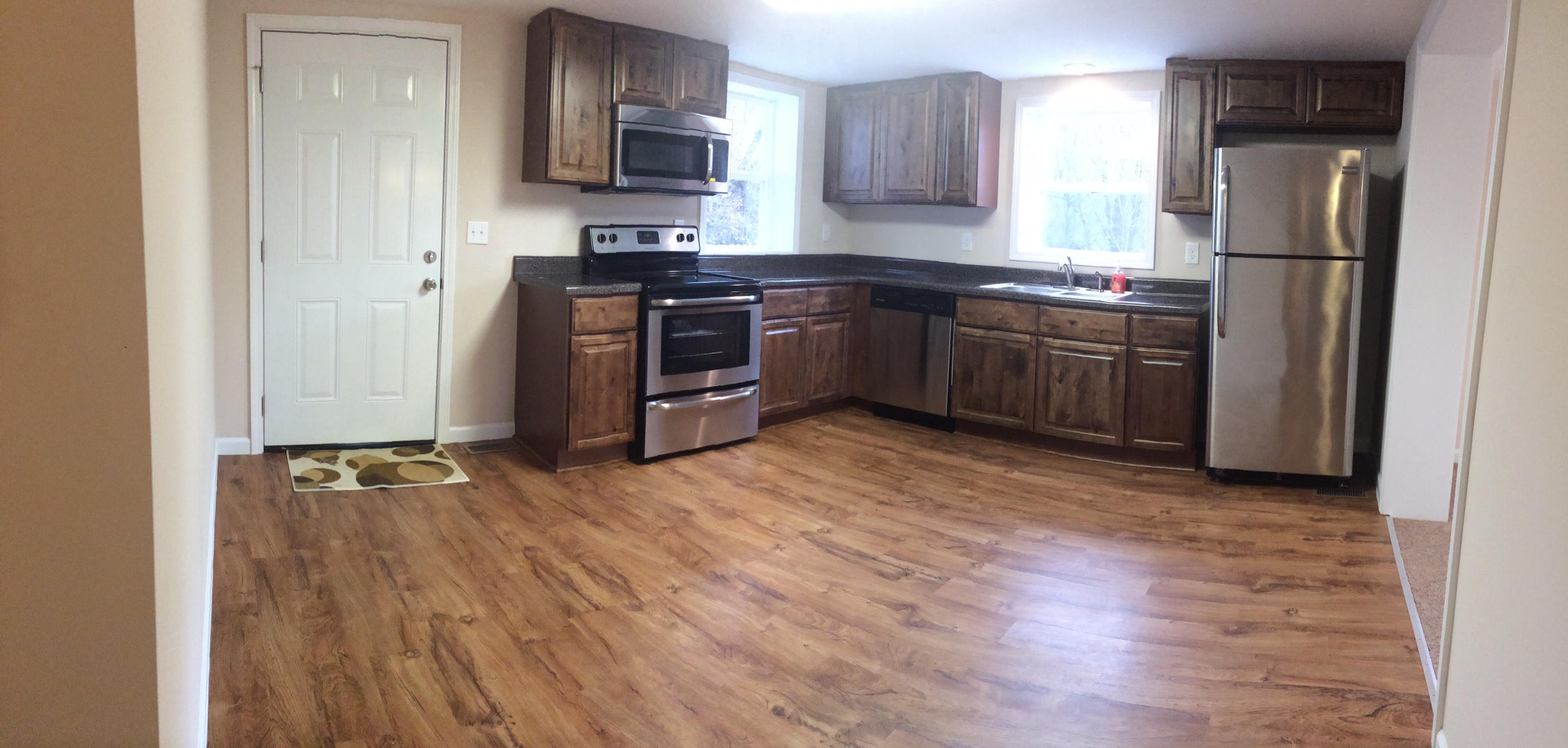3912 Shipe Road Corryton, TN 37721 - Photo 8 of 13 Large Eat in Kitchen