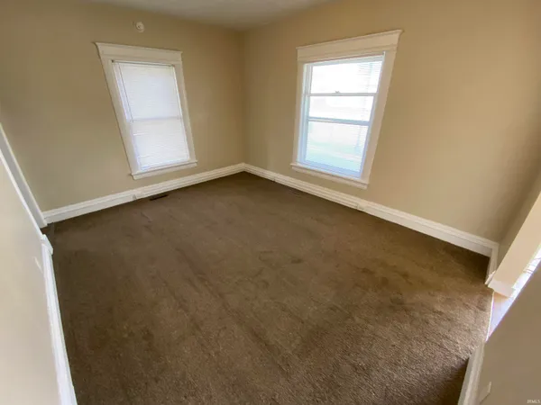 $203,000 | 803 North Main Street, Mishawaka, IN 46545