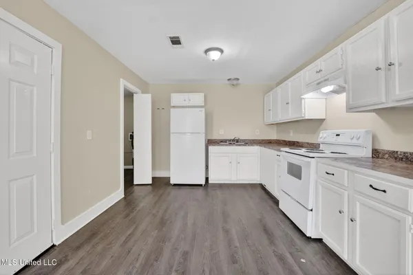$74,900 | 344 Queen Margaret Lane, Jackson, MS 39209