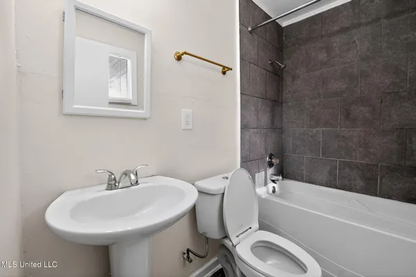 $74,900 | 344 Queen Margaret Lane, Jackson, MS 39209