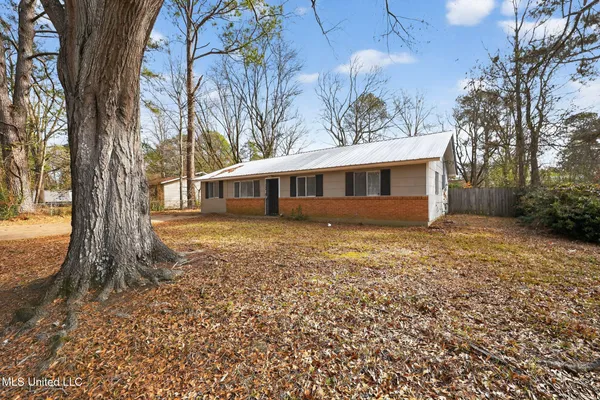 $74,900 | 344 Queen Margaret Lane, Jackson, MS 39209