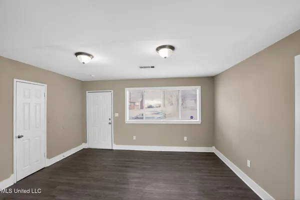 $74,900 | 344 Queen Margaret Lane, Jackson, MS 39209