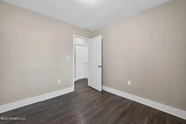 $74,900 | 344 Queen Margaret Lane, Jackson, MS 39209