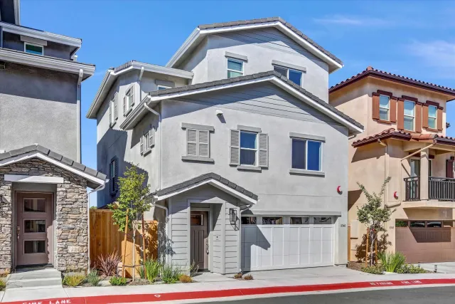 $819,999 | 8540 Vista Azul, Lemon Grove, CA 91945