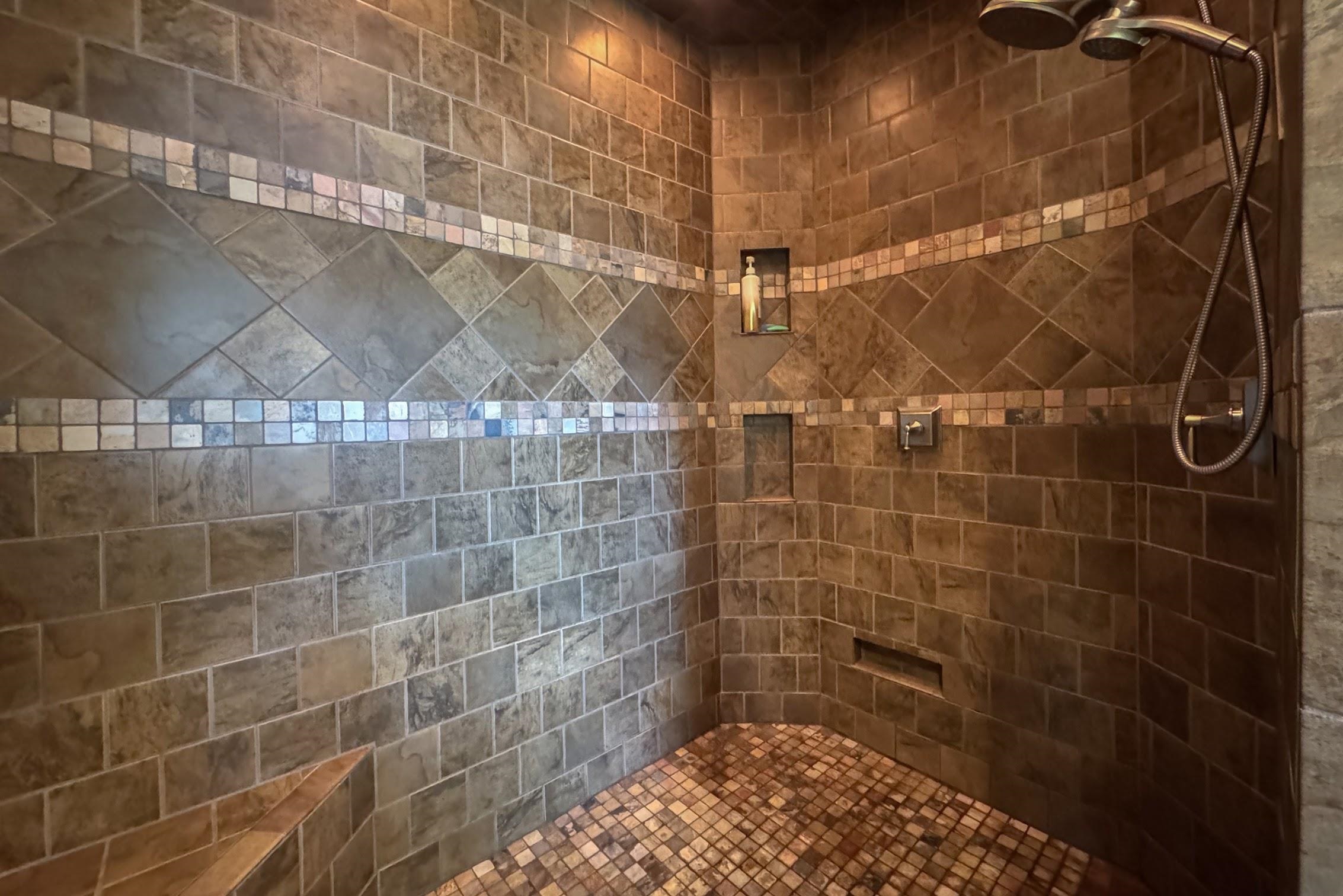 163 Russell Road Oregon, IL 61061 - Photo 33 of 66 a bathroom with a shower