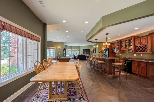 $875,000 | 163 Russell Road, Oregon, IL 61061