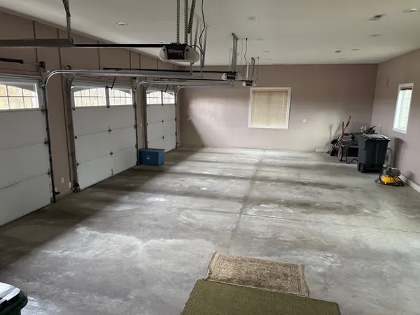 $799,500 | 163 Russell Road, Oregon, IL 61061