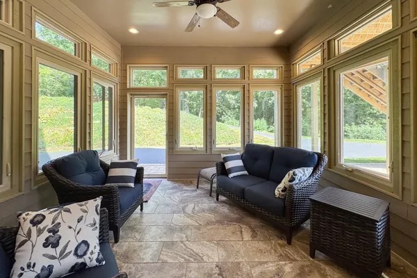 $799,500 | 163 Russell Road, Oregon, IL 61061