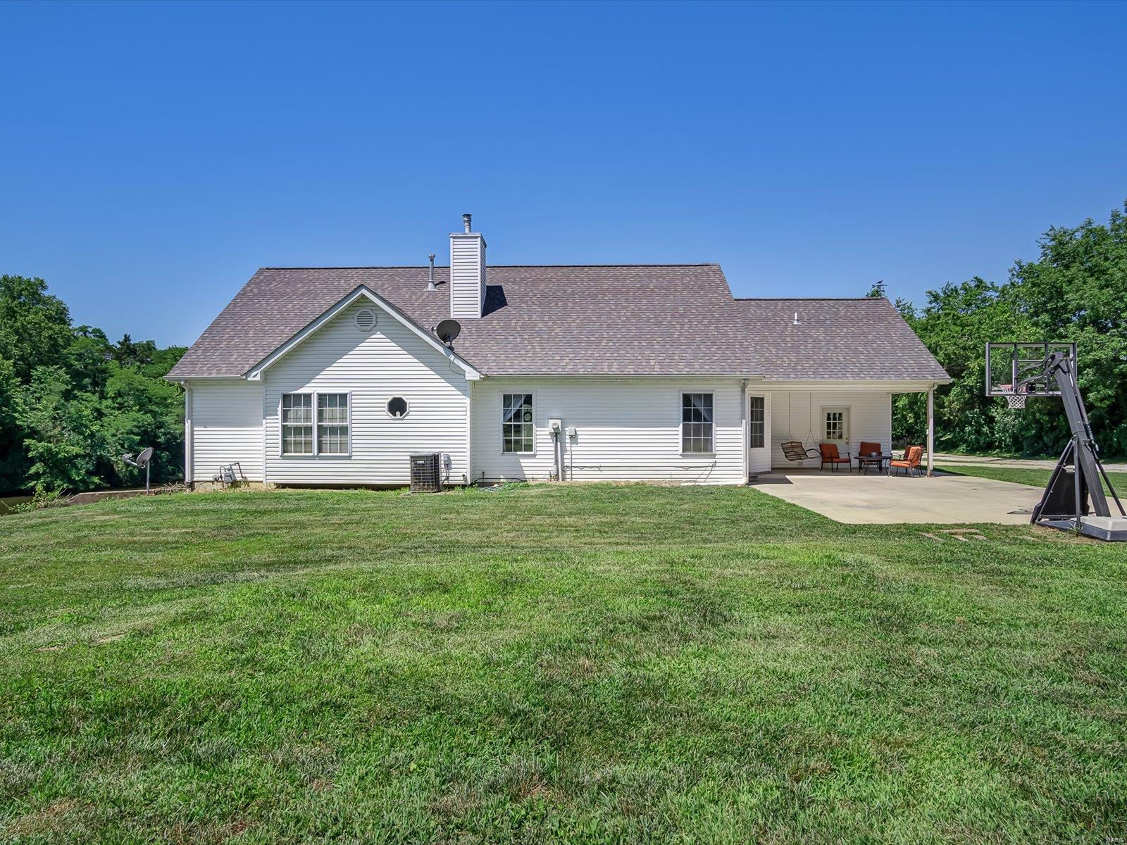 7705 Brakhane Road Edwardsville, IL 62025 - Photo 36 of 44