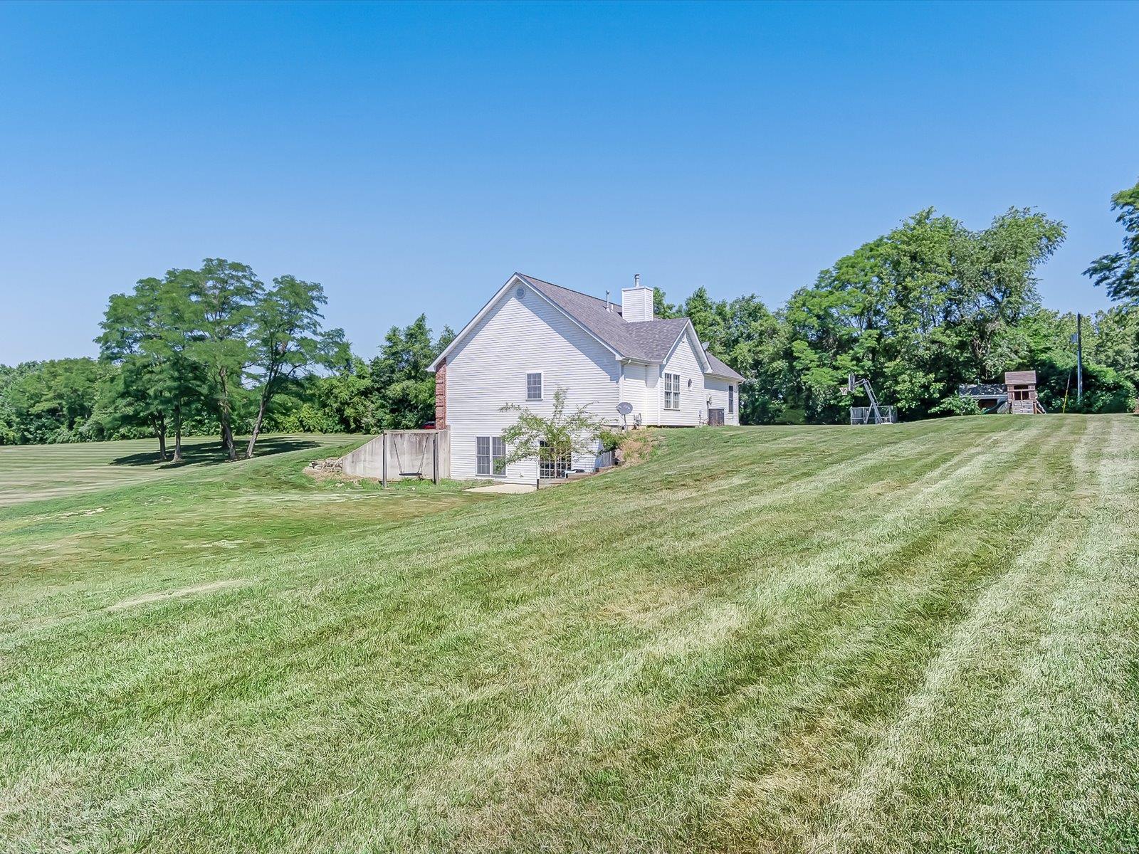 7705 Brakhane Road Edwardsville, IL 62025 - Photo 38 of 44