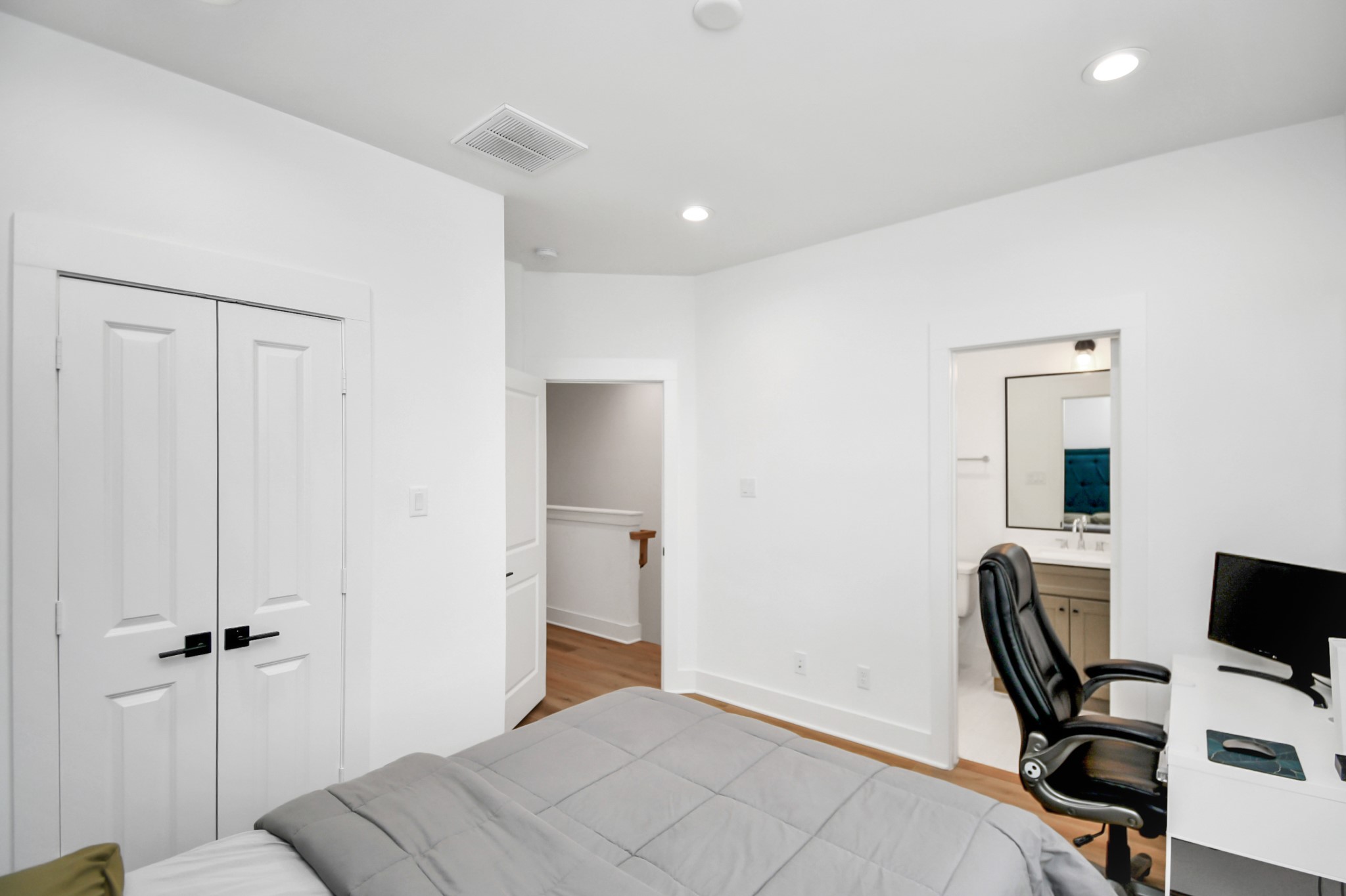 2015 Cochran Street Houston, TX 77009 - Photo 32 of 38