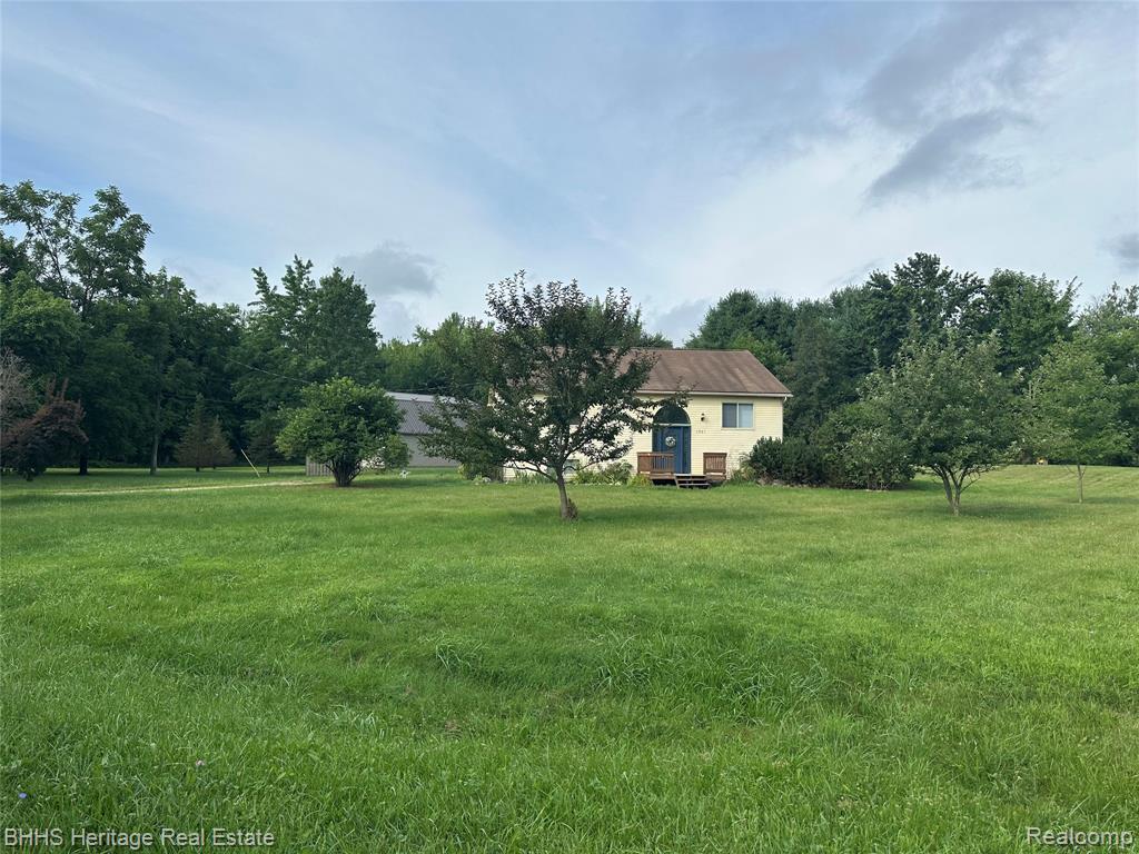 1921 North Gregory Road Fowlerville, MI 48836 - Photo 1 of 36 Gallery Image 1