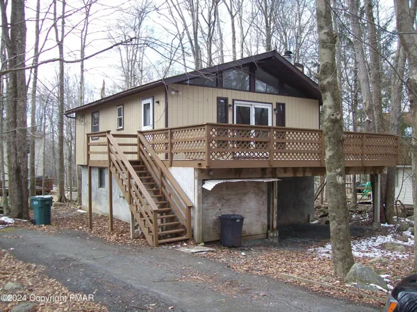 $159,900 | 8062 Red Squirrel Drive, Tobyhanna, PA 18466