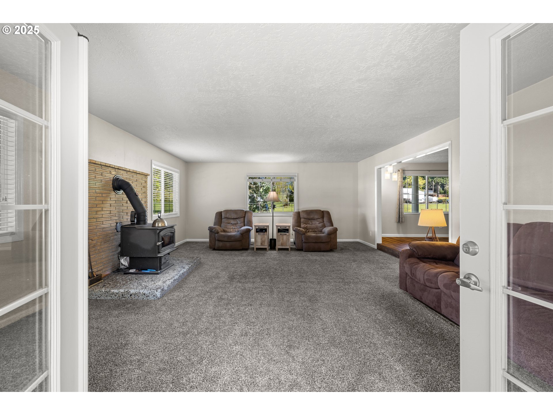 35000 Southeast Bell Maple Drive Boring, OR 97009 - Photo 9 of 43 Family Room