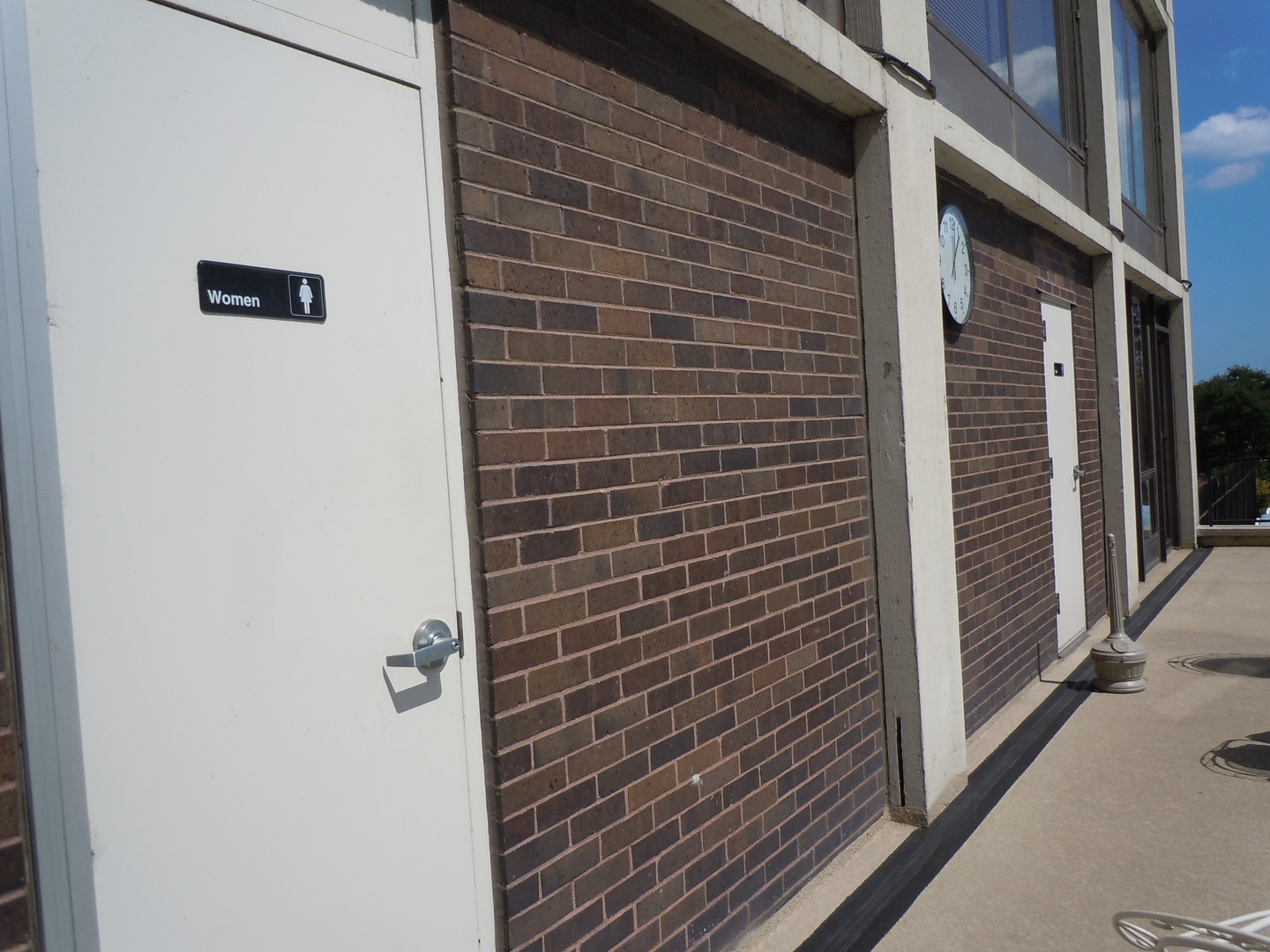 5455 North Sheridan Road, Unit 411 Chicago, IL 60640 - Photo 22 of 38