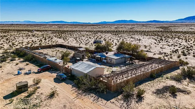 $179,999 | 3606 Mojave Road, Twentynine Palms, CA 92277