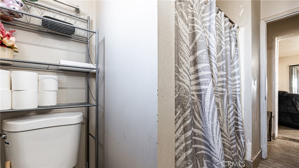 3606 Mojave Road Twentynine Palms, CA 92277 - Photo 23 of 47 a close up of a wall